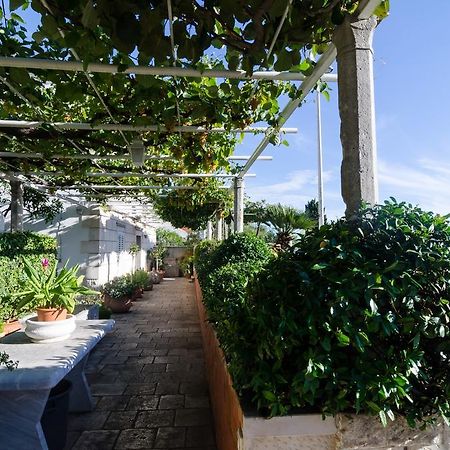 Guest House Jelica Дубровник Екстериор снимка